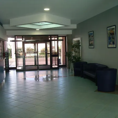 Luckey Homes - Av. Georges Pompidou 2