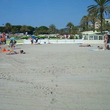 Luckey Homes - Av. Georges Pompidou 2 Apartment
